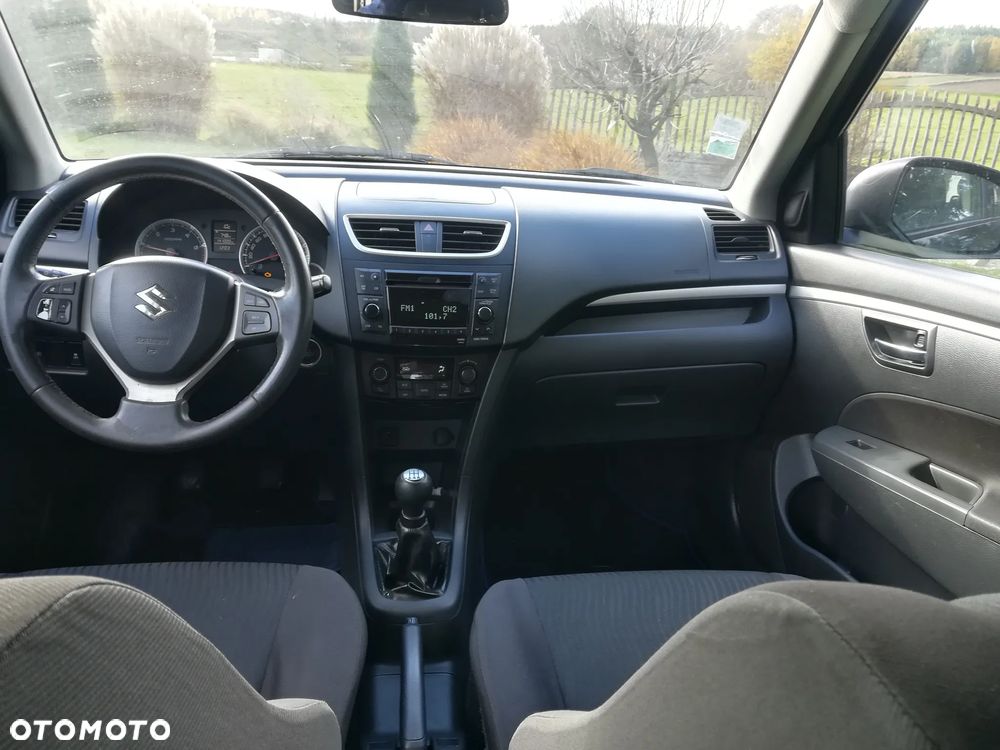 Suzuki Swift 1.3 DDiS 16v GL Airco DPF - 13