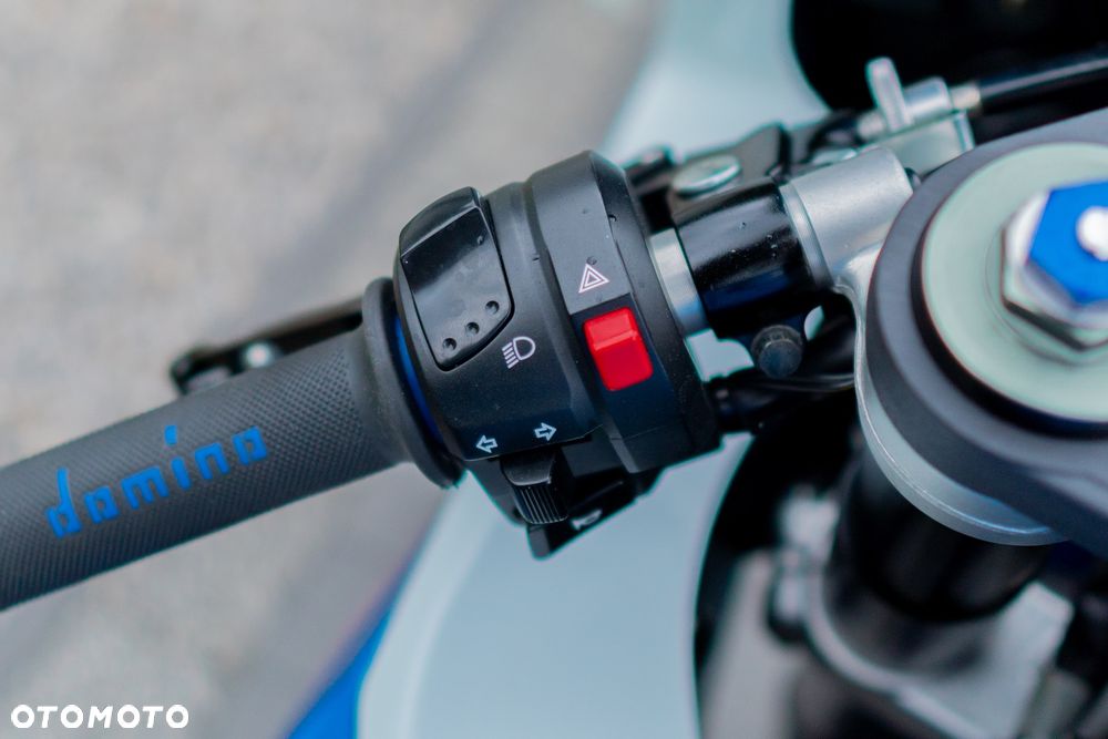 Suzuki GSX-R - 24