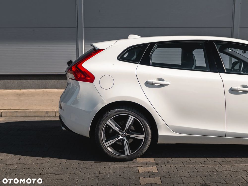 Volvo V40 D3 Drive-E Inscription - 12