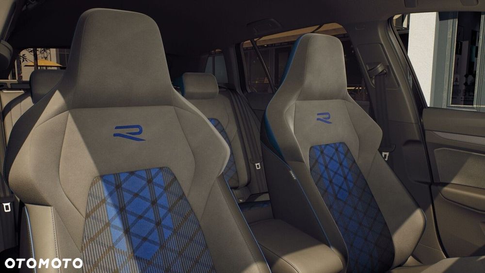 Volkswagen Golf Variant - 15