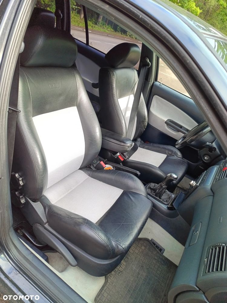 Skoda Octavia 1.8T RS - 19