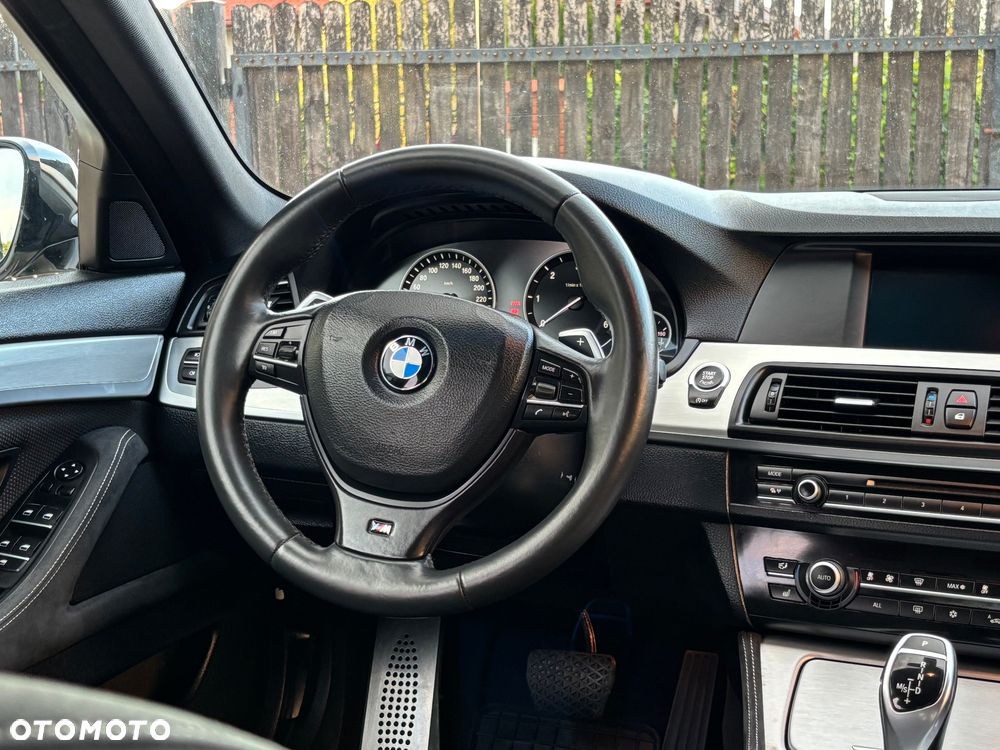 BMW Seria 5 520d - 28