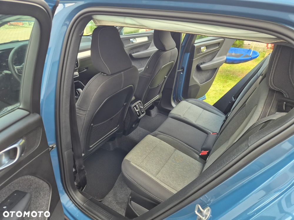 Volvo XC 40 B3 Core - 25