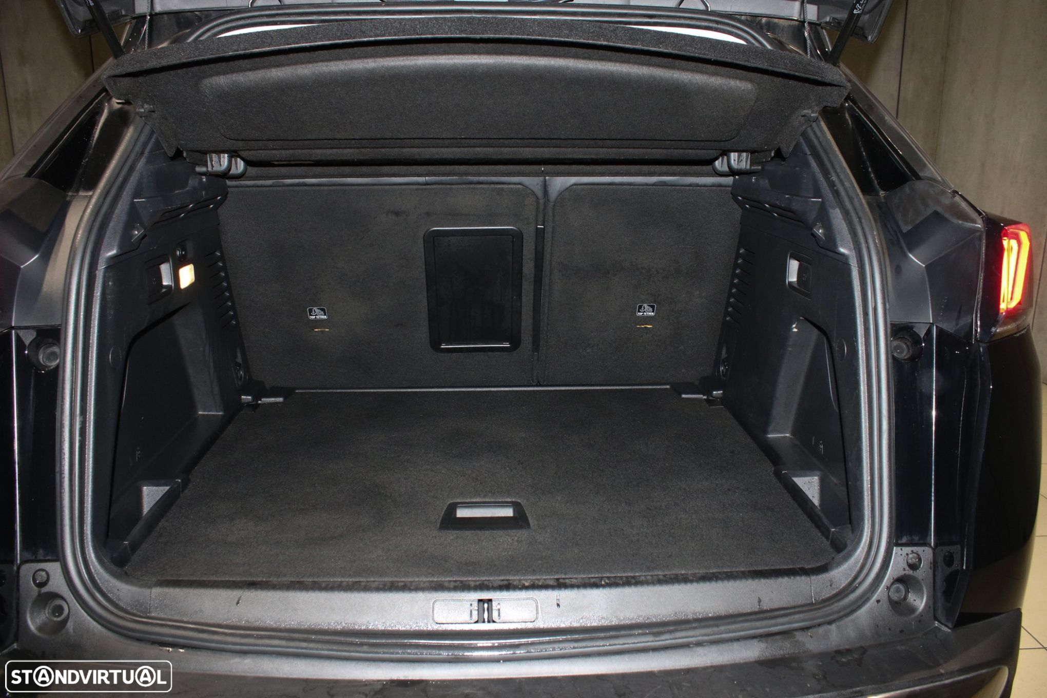 Peugeot 3008 1.2 PureTech Allure Pack - 37