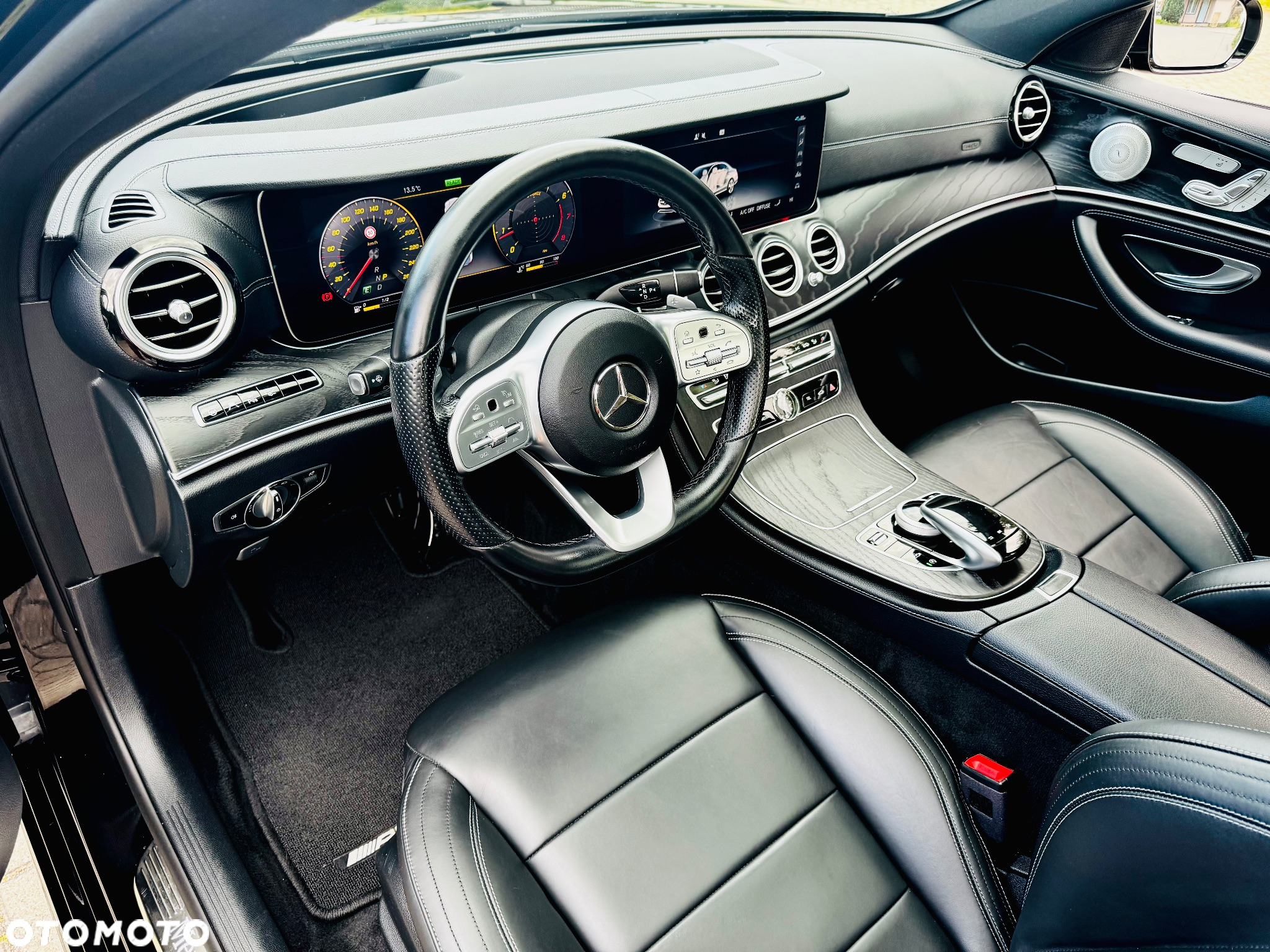 Mercedes-Benz Klasa E 350 9G-TRONIC AMG Line - 21