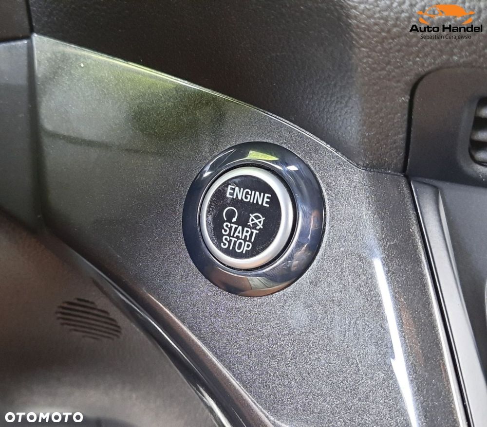 Ford Kuga 1.5 EcoBoost 2x4 ST-Line - 21