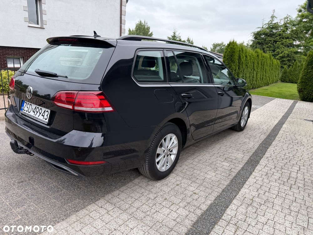 Volkswagen Golf 1.6 TDI BMT Highline - 23