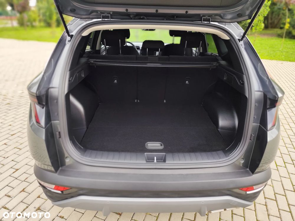 Hyundai Tucson 1.6 T-GDi HEV Smart 2WD - 11