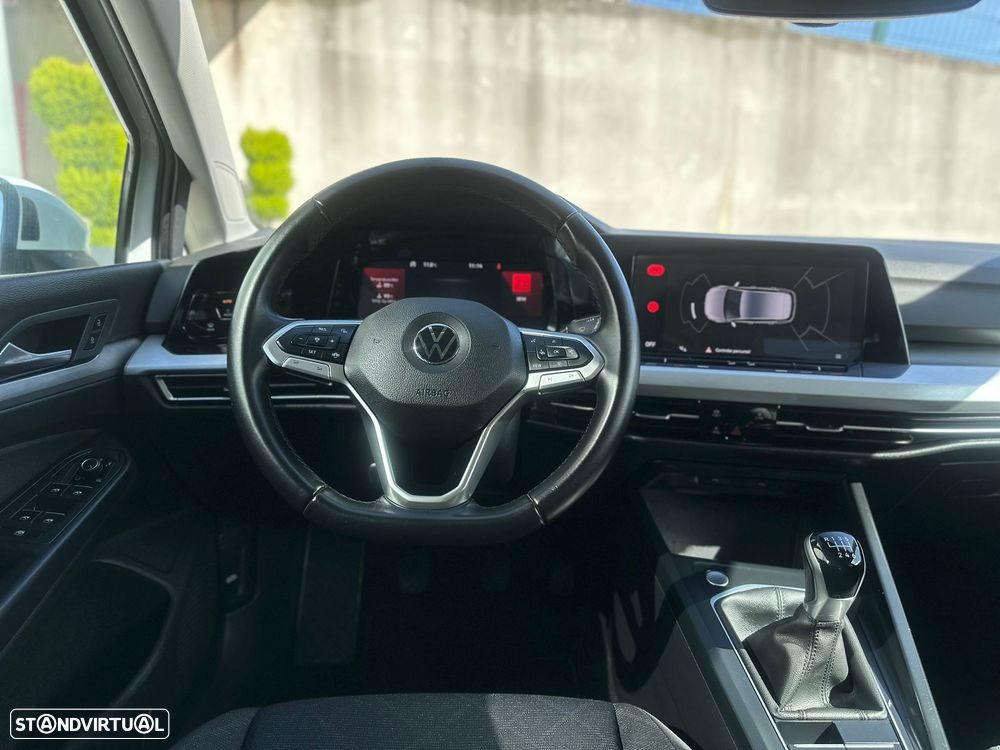 VW Golf 2.0 TDI Conceptline - 16