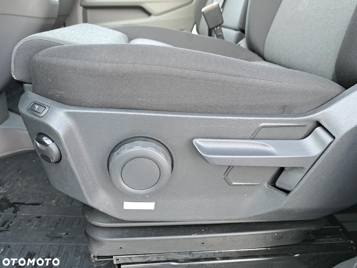 Volkswagen Crafter - 27