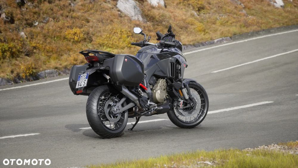 Ducati Multistrada - 16