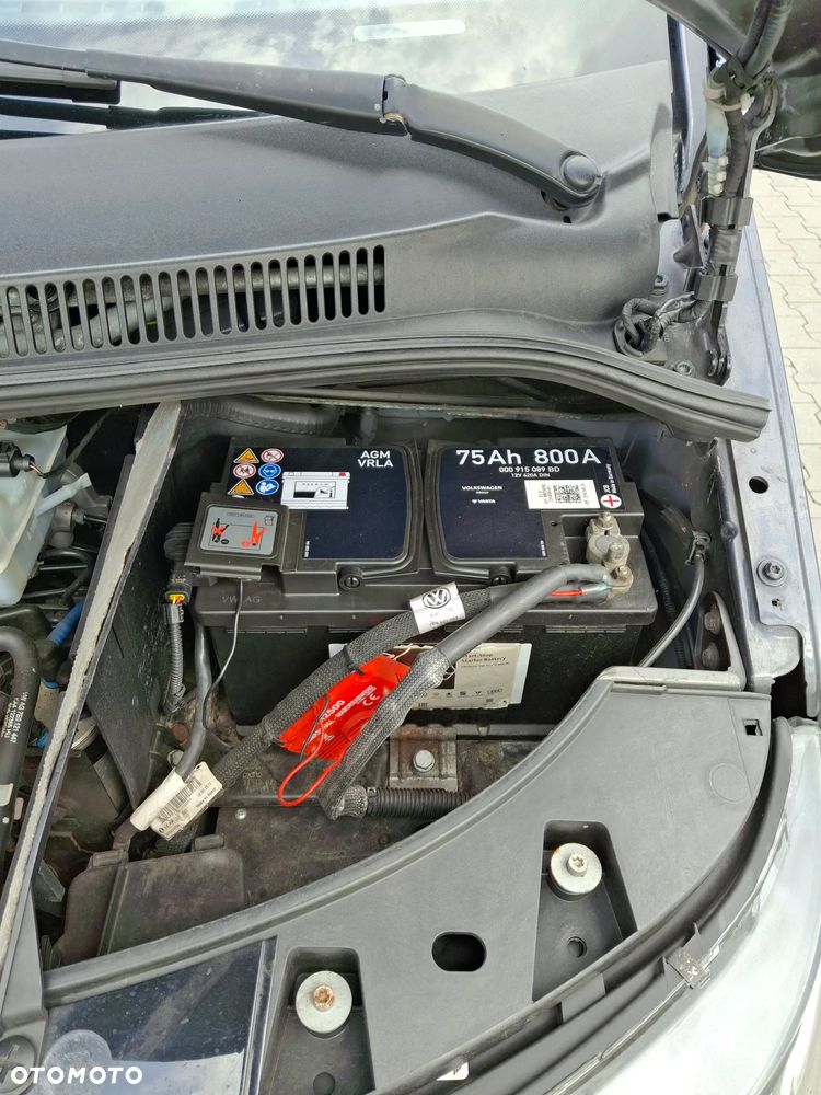 Volkswagen Multivan - 26