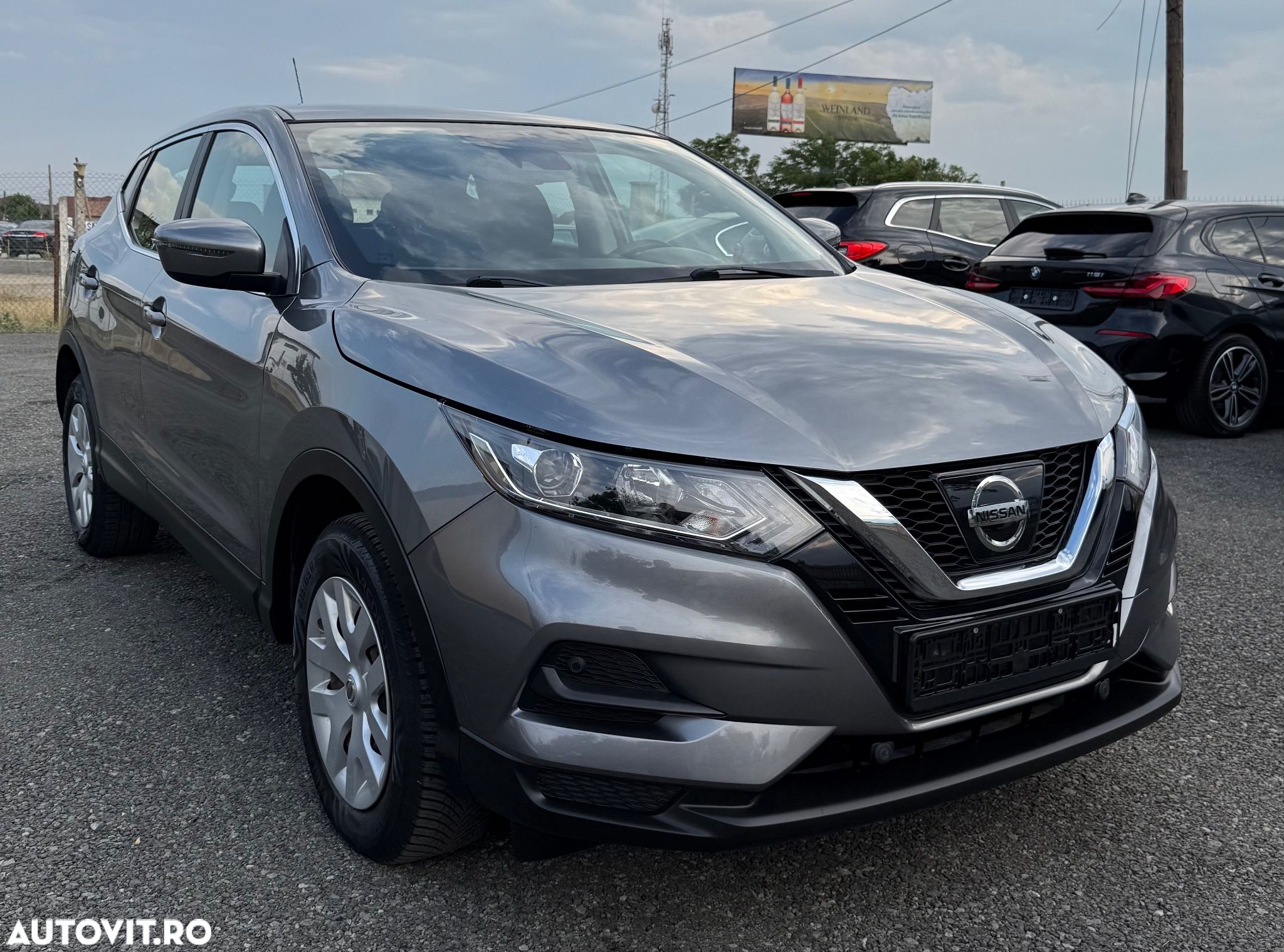 Nissan Qashqai 1.2 DIG-T N-Connecta - 1