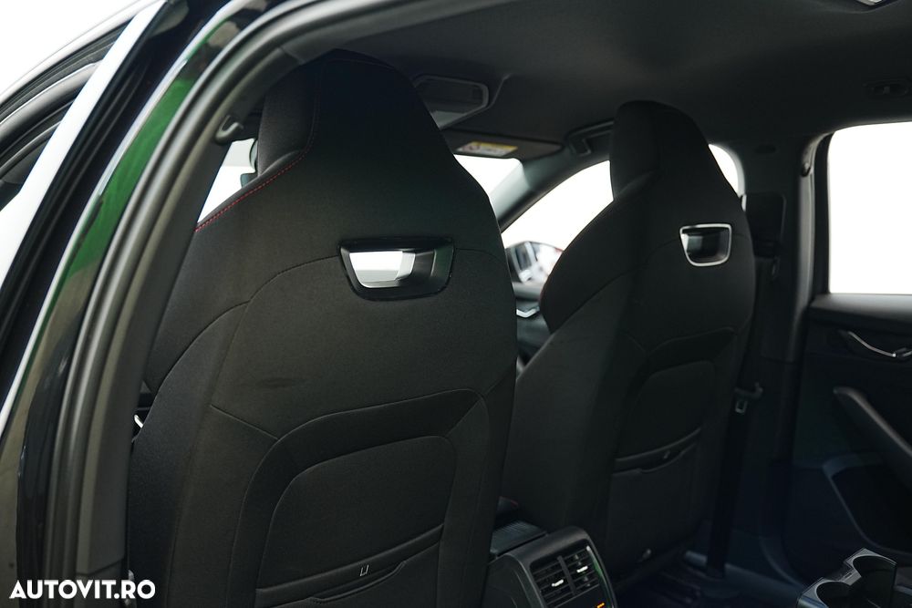 Skoda Octavia 1.4 TSI DSG RS First Edition - 26