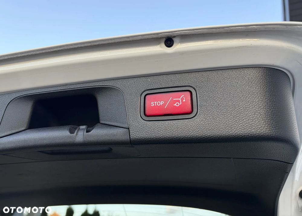 Mercedes-Benz GLC 200 d 4-Matic - 24