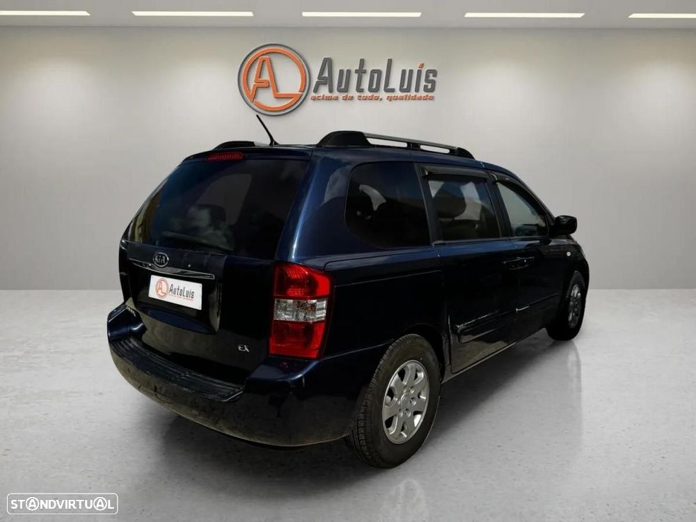 Kia Carnival 2.9 CRDi VGT LX - 5