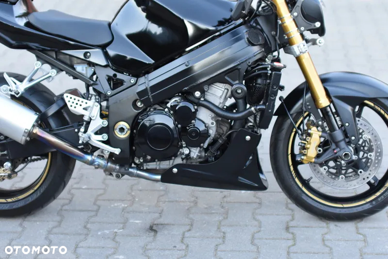Suzuki GSX-R - 8