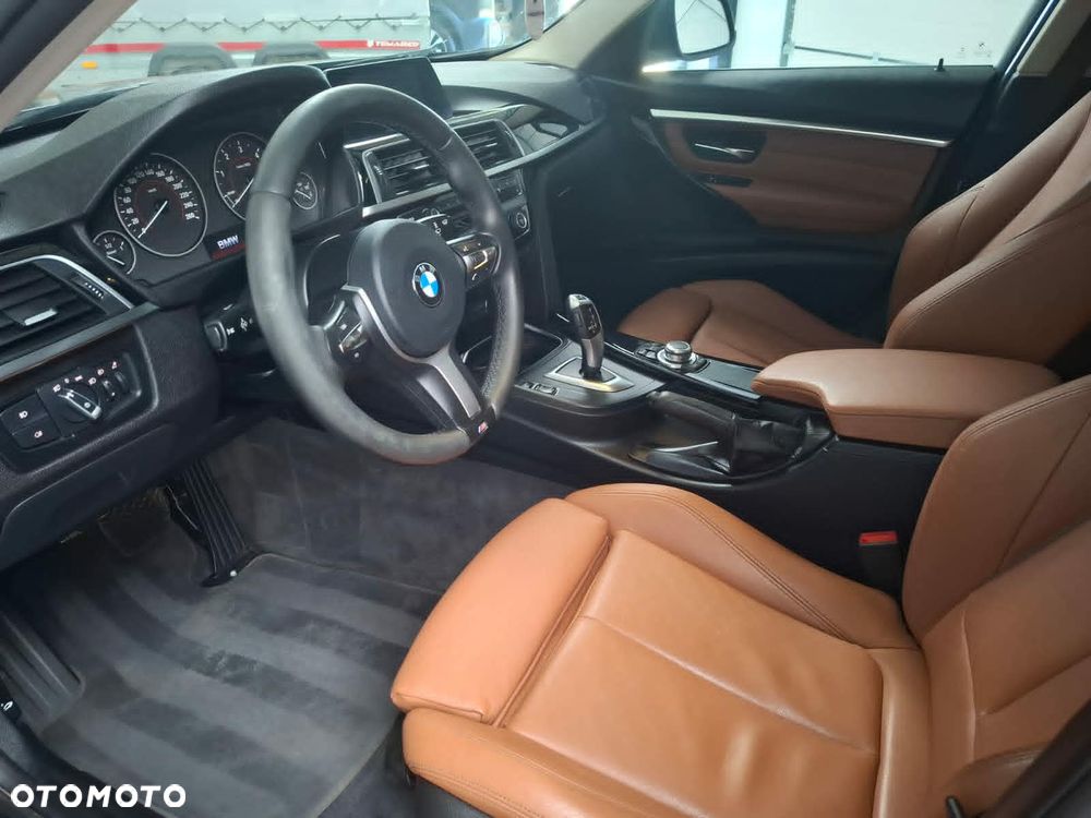 BMW Seria 3 318d - 11