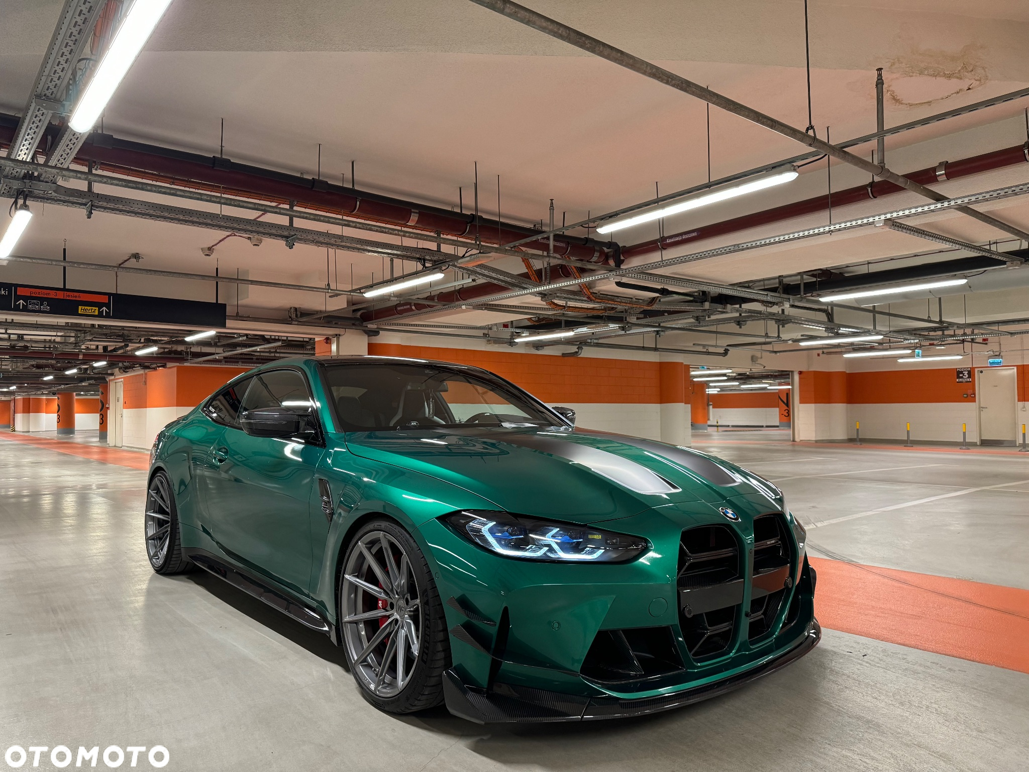 BMW M4 Competition - 4