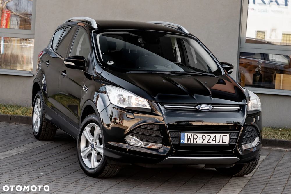 Ford Kuga 1.5 EcoBoost 2x4 Titanium - 12