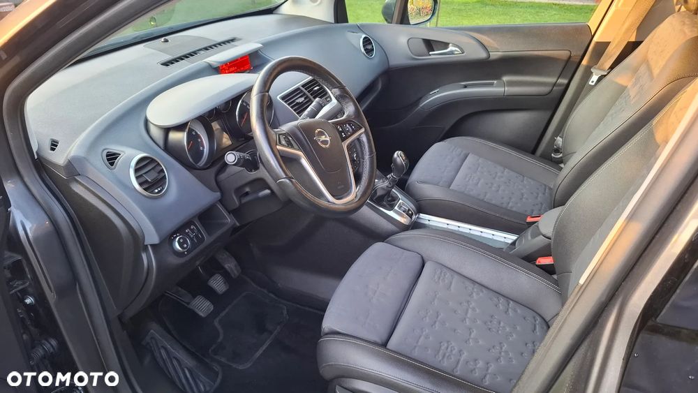 Opel Meriva - 8