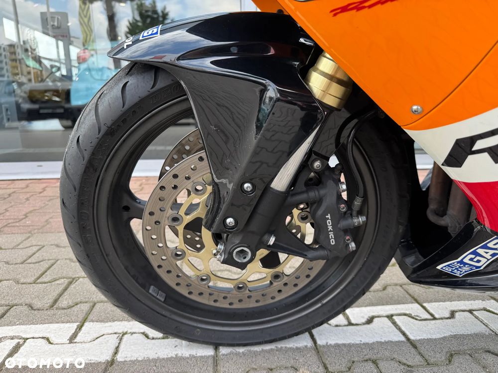 Honda CBR - 9