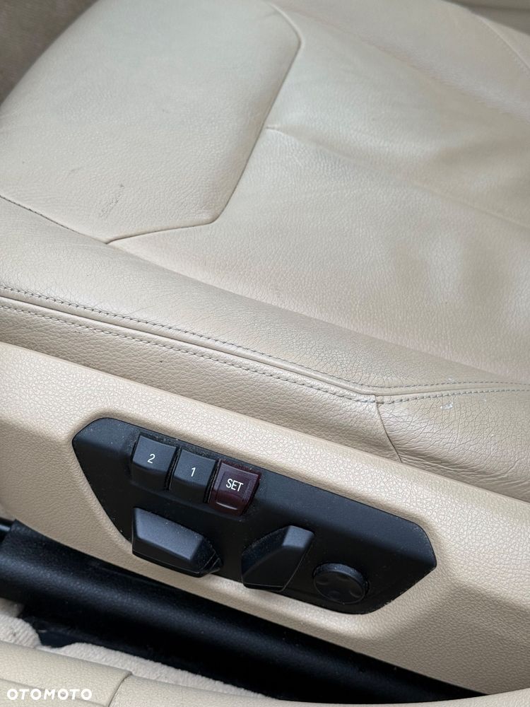 BMW Seria 3 328i xDrive - 17