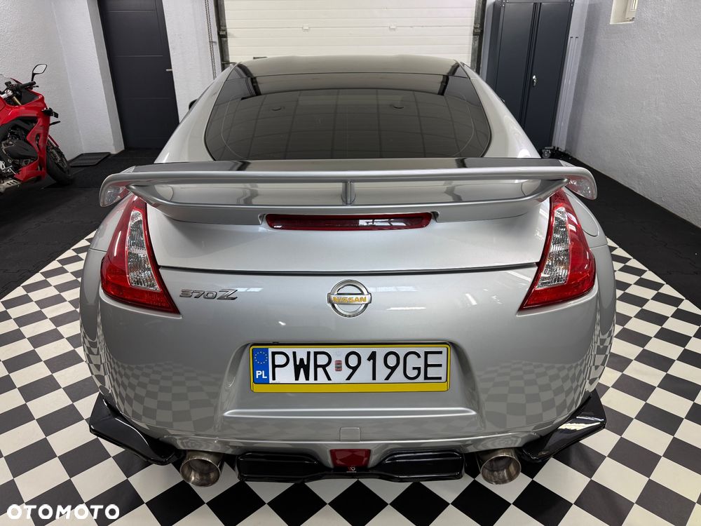 Nissan 370 Z - 14