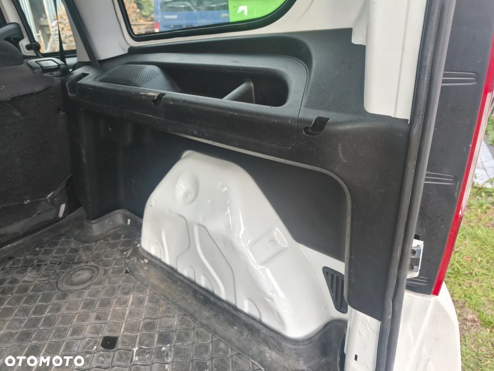 Fiat Doblo - 8