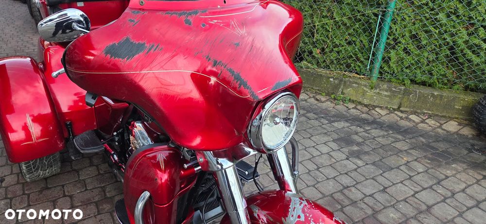 Harley-Davidson FLH Electra Glide - 8