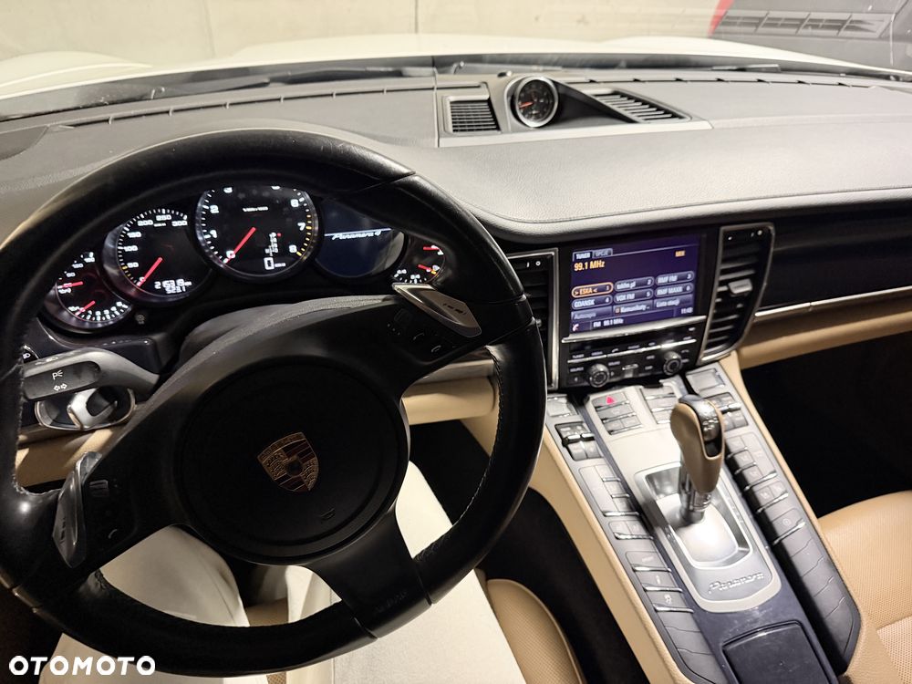 Porsche Panamera - 7