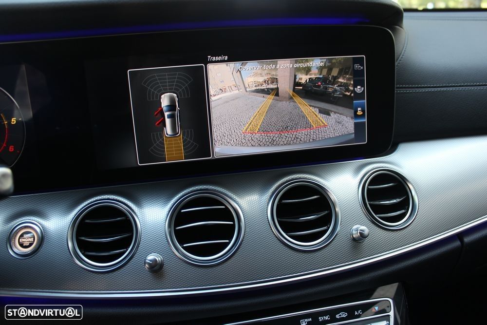Mercedes-Benz E 220 d AMG - 21