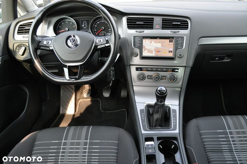 Volkswagen Golf 1.4 TSI BlueMotion Technology Lounge - 26