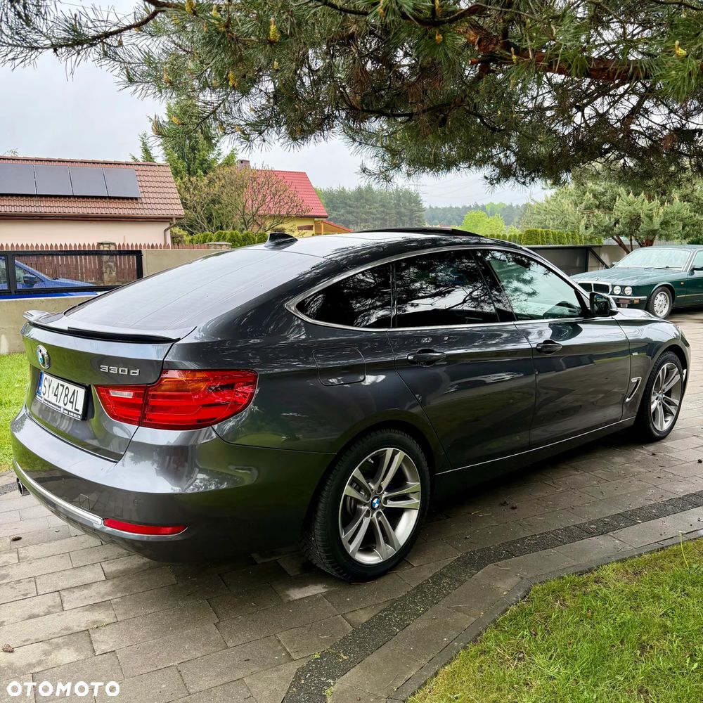 BMW 3GT 330d Luxury Line - 11