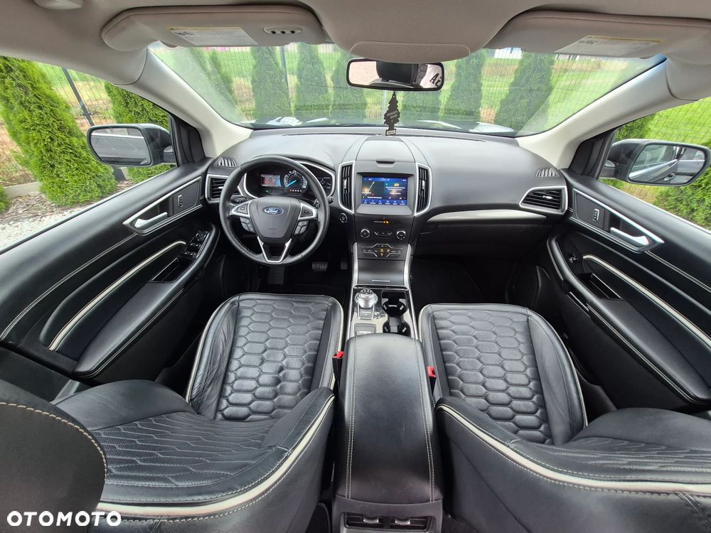 Ford Edge - 19