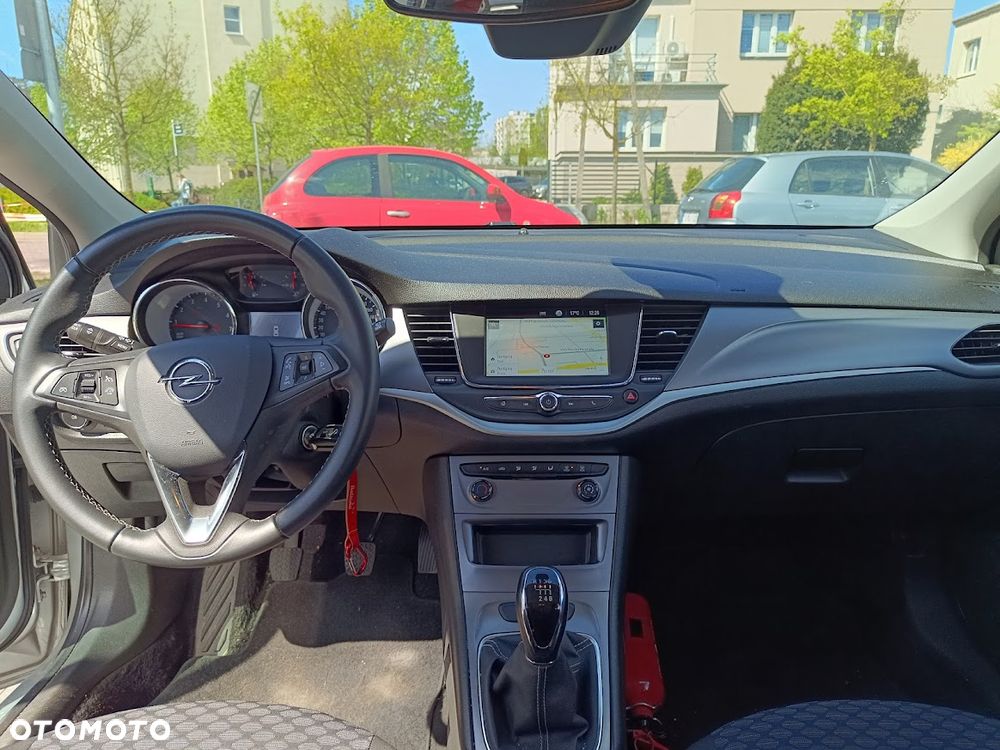 Opel Astra 1.2 T Elegance S&S - 6