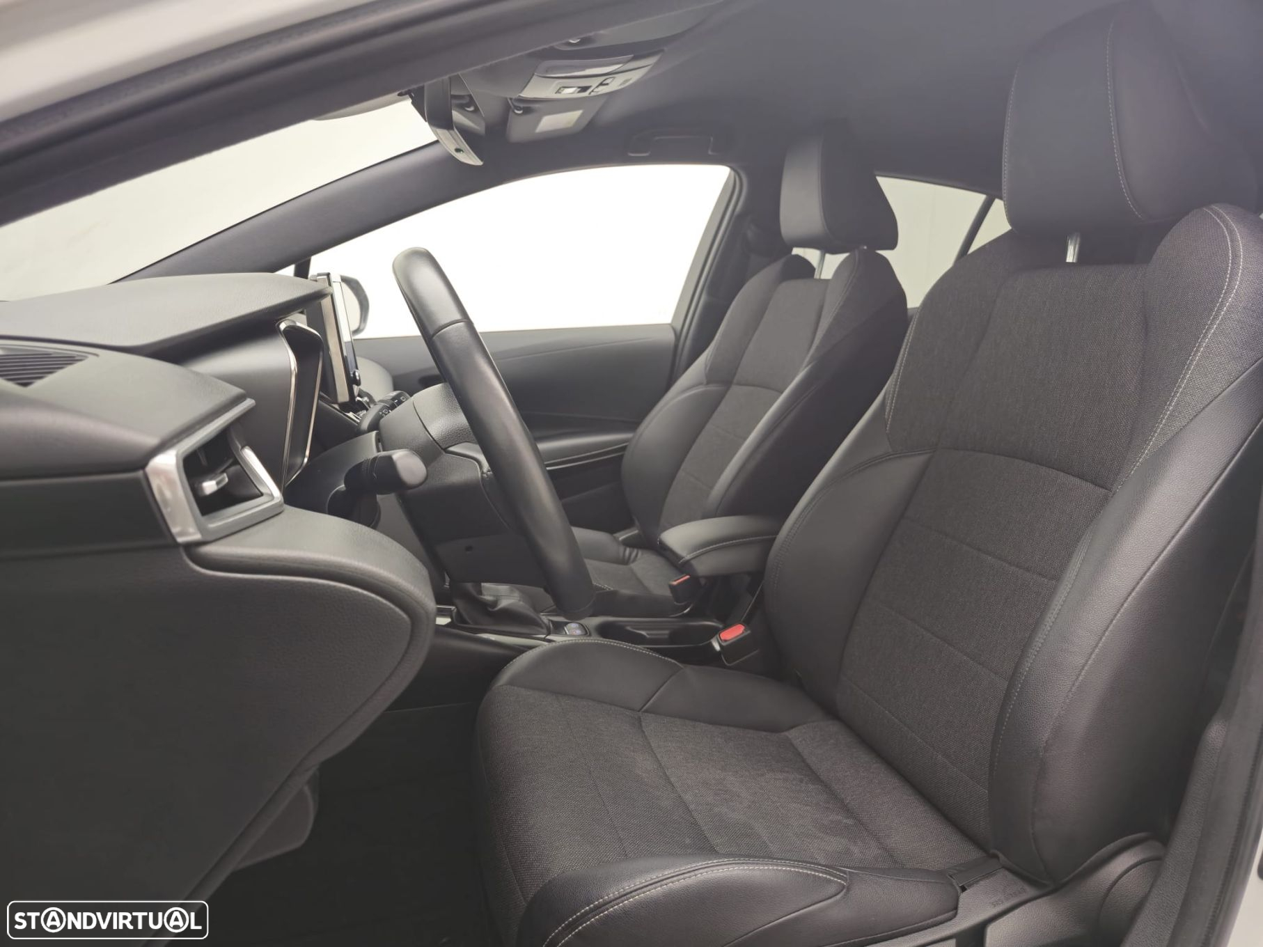 Toyota Corolla 1.8 Hybrid Comfort+P.Sport - 12