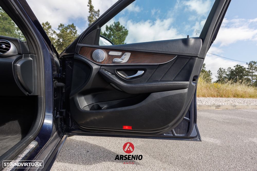 Mercedes-Benz C 300 de AMG Line - 45