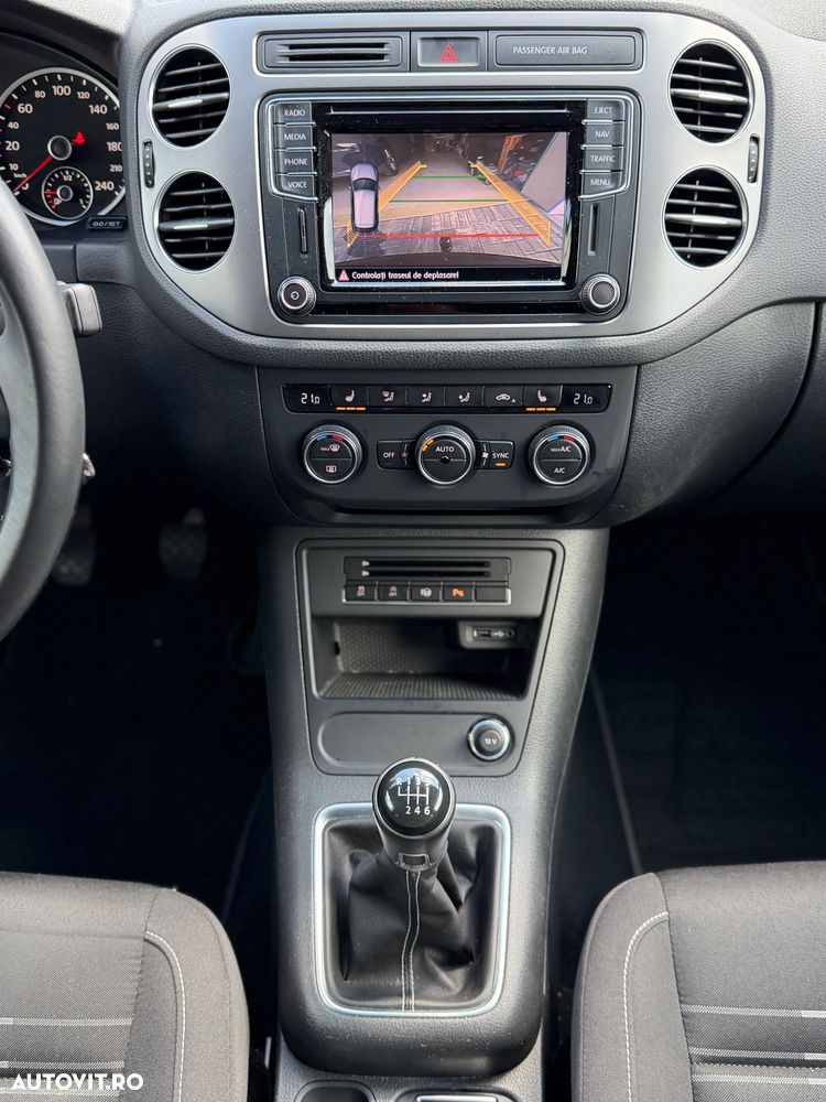 Volkswagen Tiguan 2.0 TDI 4Motion BMT Sport & Style - 8