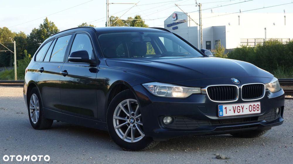 BMW Seria 3 318d Blue Performance Luxury Line - 1