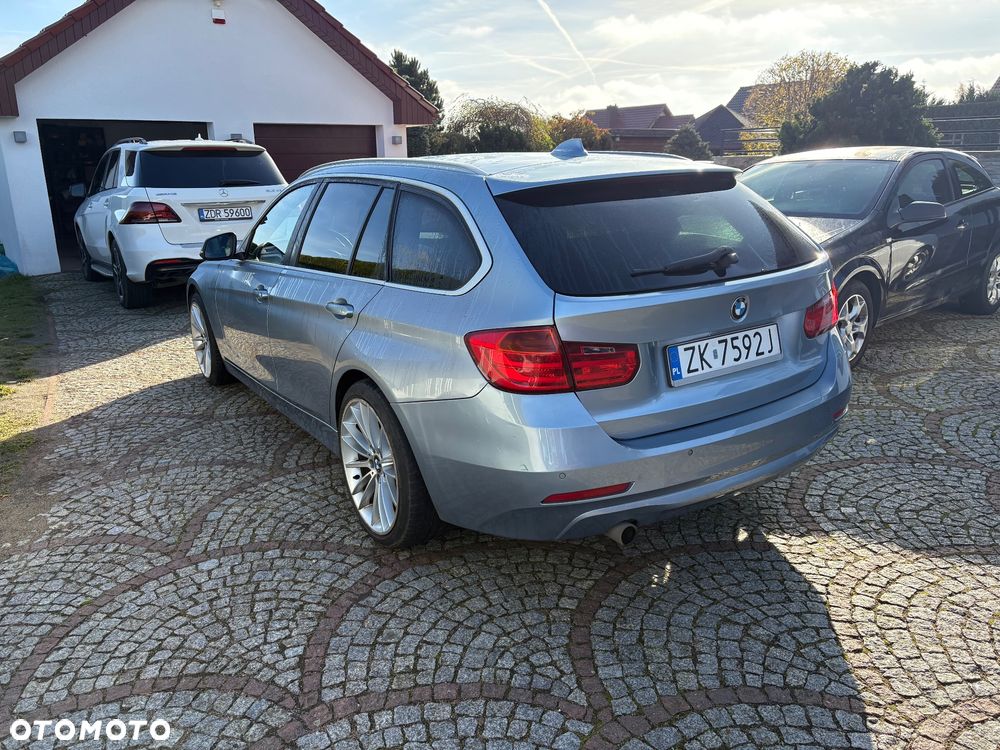BMW Seria 3 316d Touring Advantage - 4