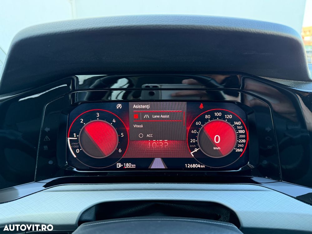 Volkswagen Golf 2.0 TDI Life - 16