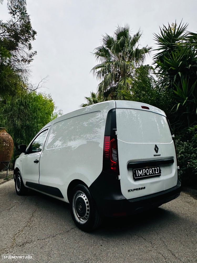 Renault Express - 8