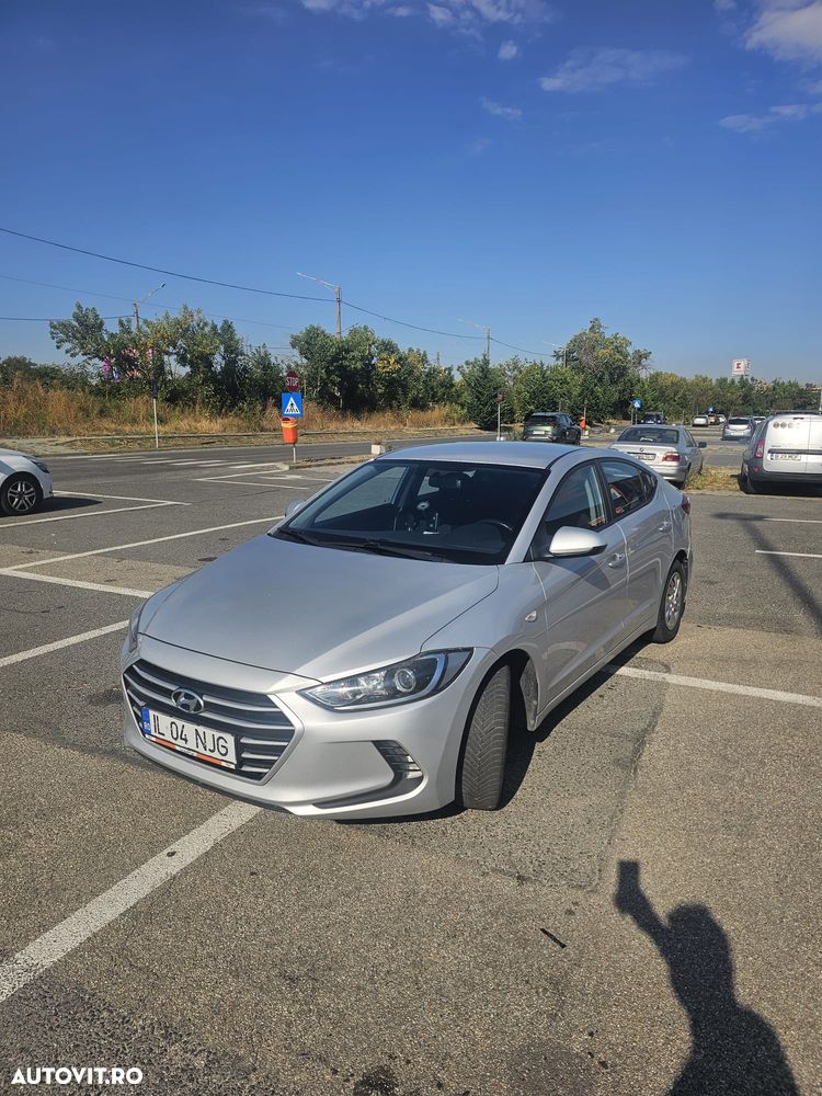 Hyundai Elantra 1.6 MPi Comfort - 6