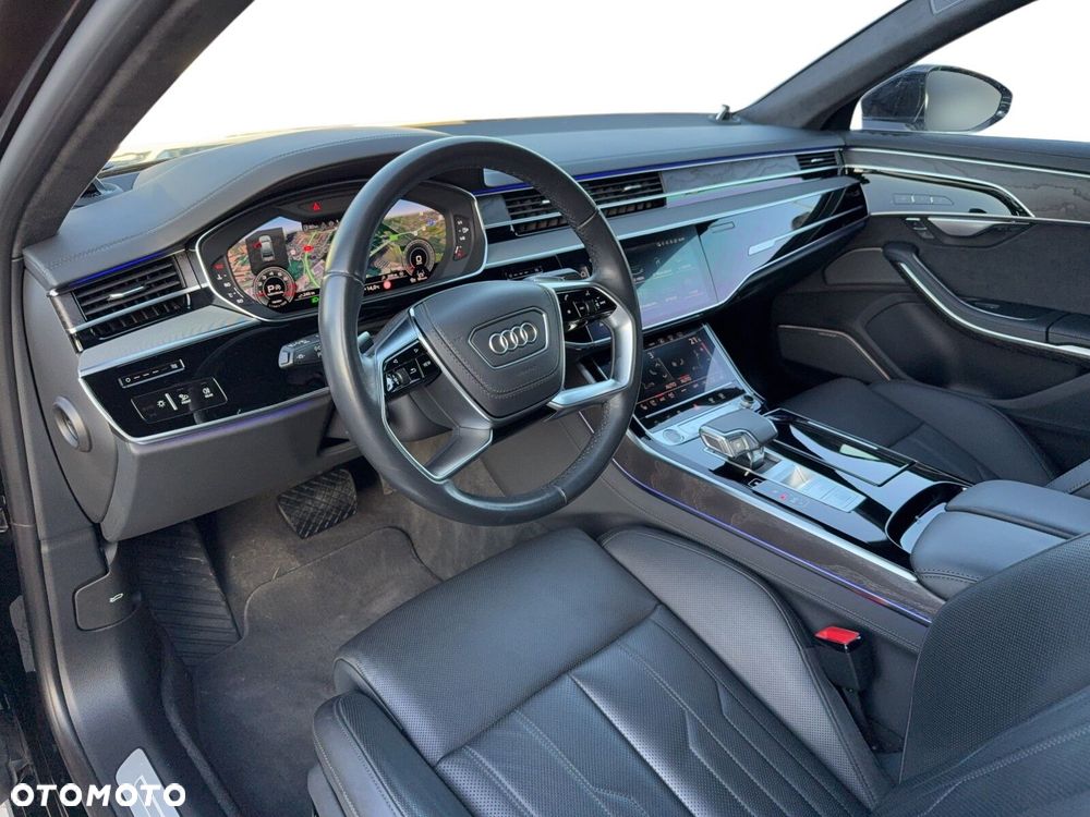 Audi A8 - 11