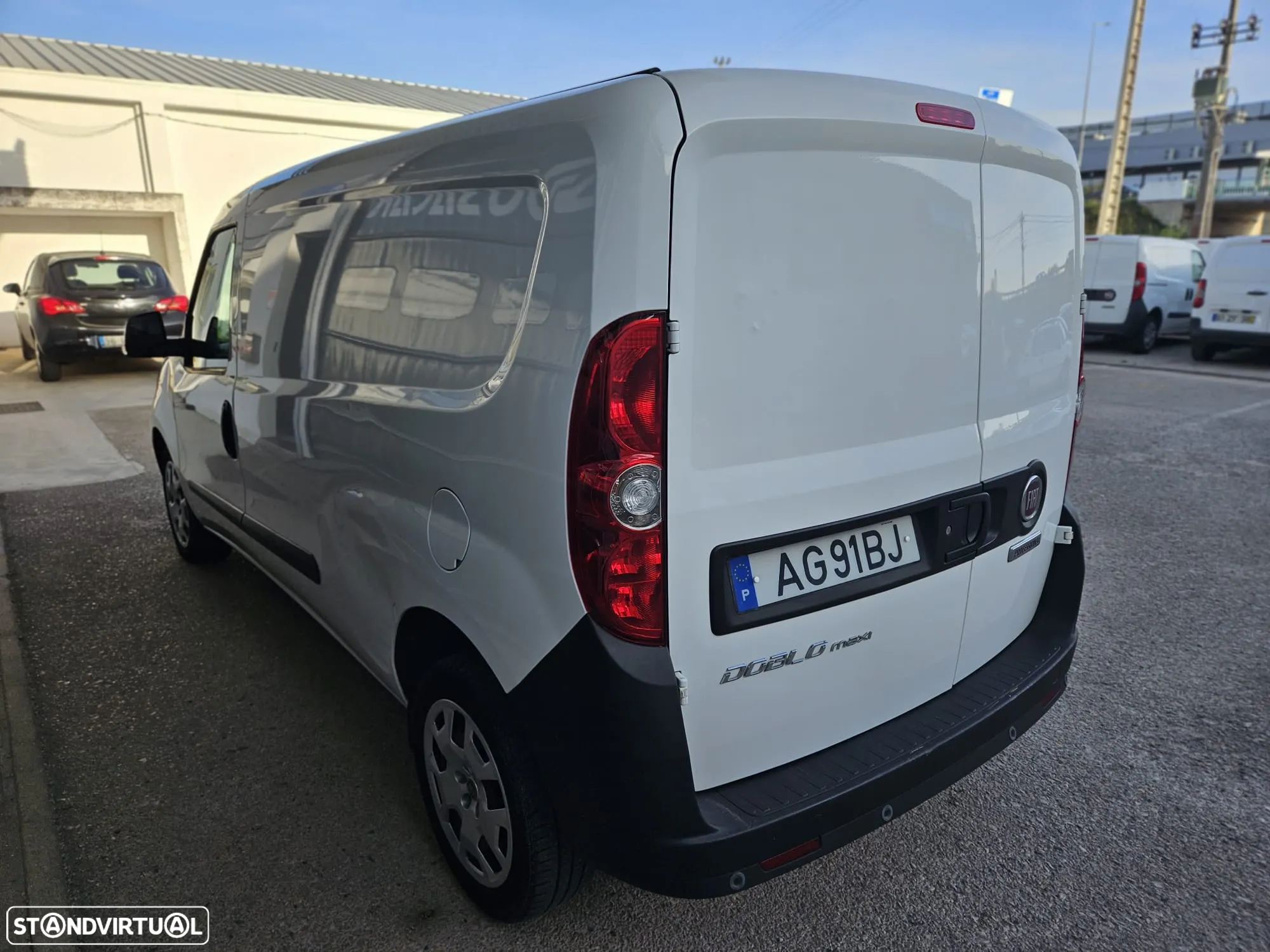 Fiat Doblo Maxi Longa 1.3Multijet 95cv 3Lugares - 4