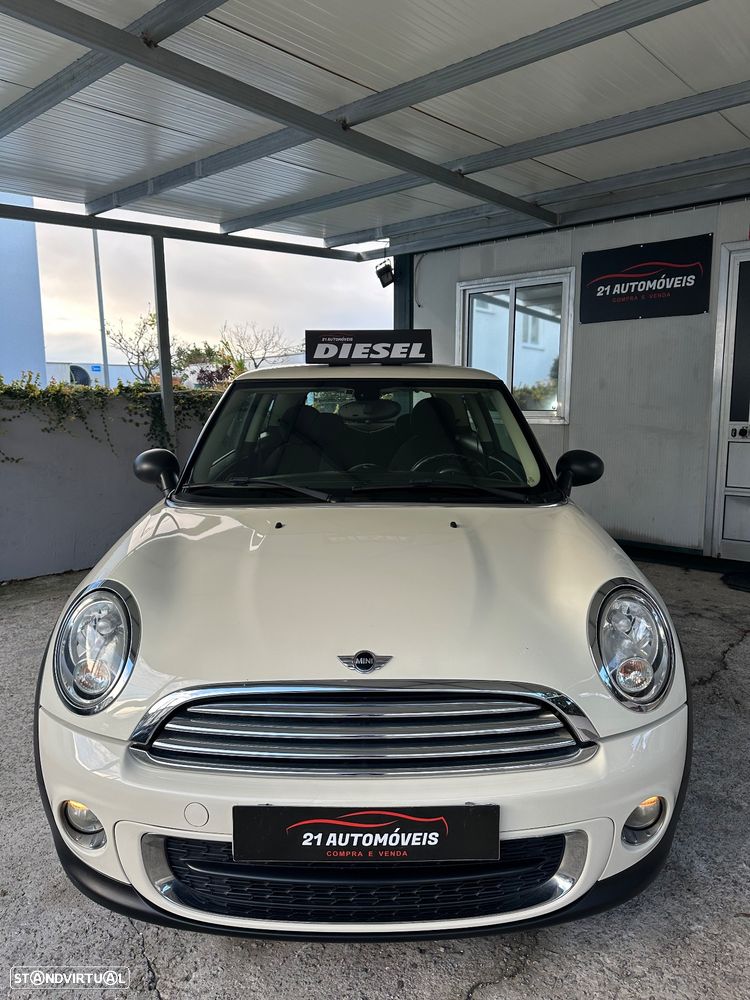 MINI 3 Portas One D - 2