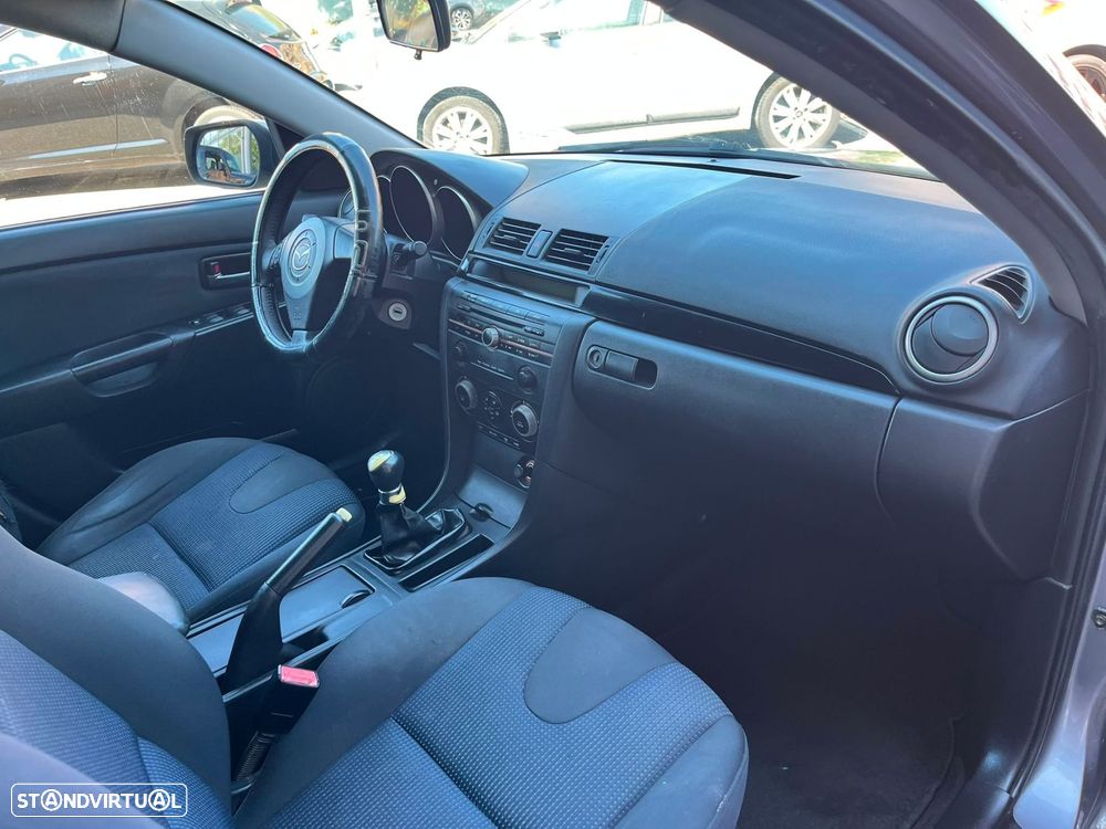 Mazda 3 Hatchback - 13