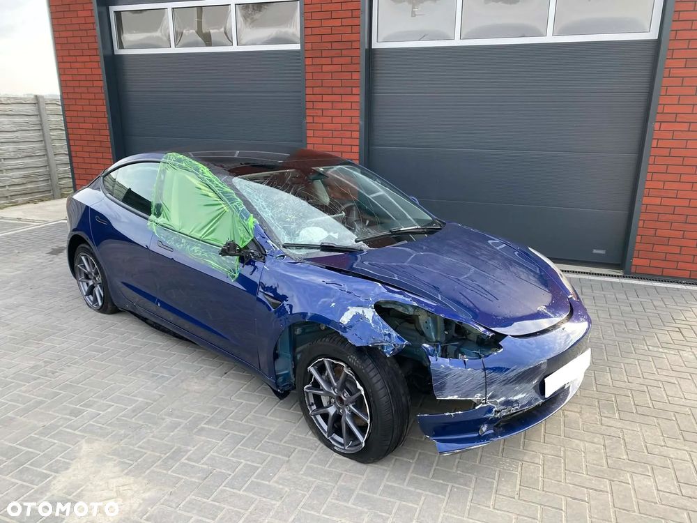 Tesla Model 3 Standard Hinterradantrieb - 9