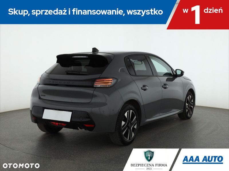 Peugeot 208 - 7